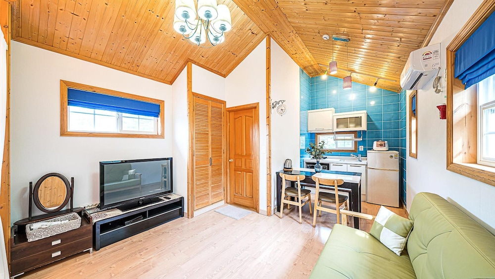 Basic Room, 1 Bedroom (Sweetroom) - Photo 8