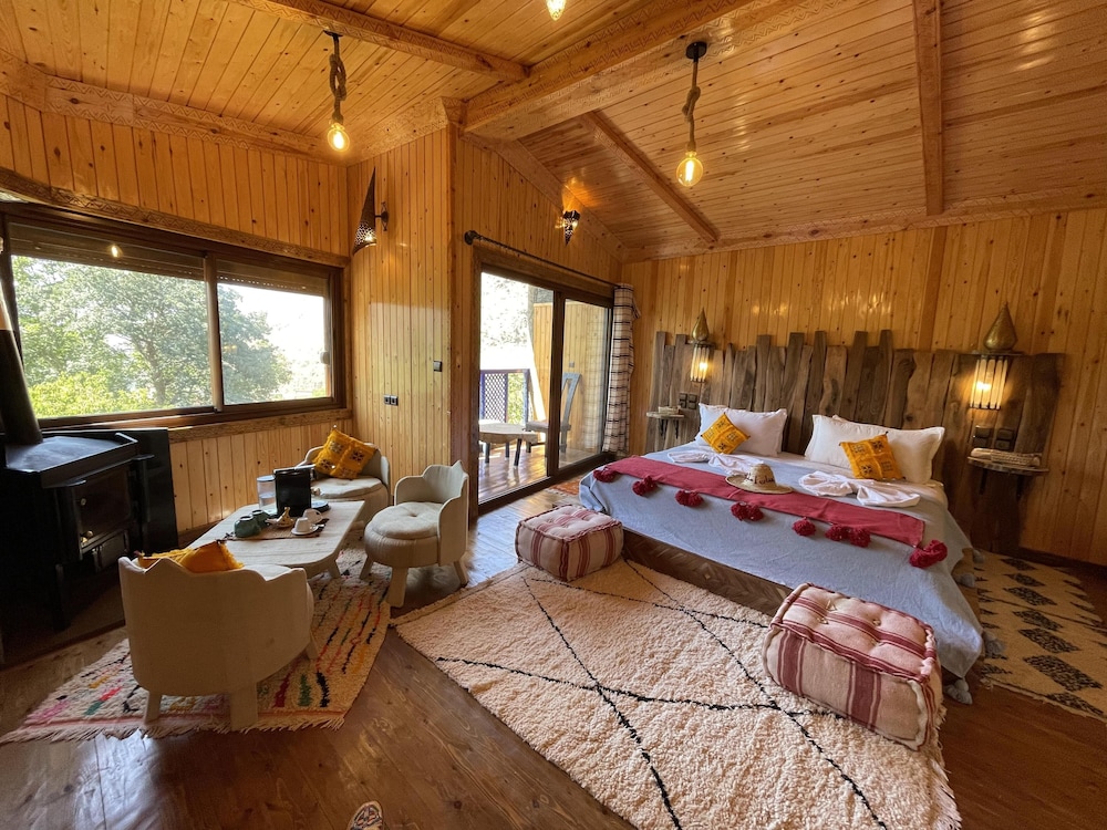 Grand Double or Twin Room, 1 Bedroom, Fireplace, Garden View photo 3