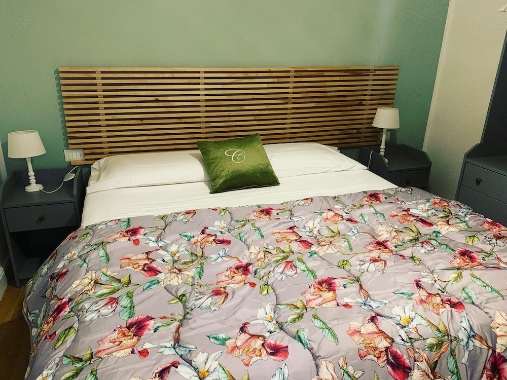 Panoramic Room