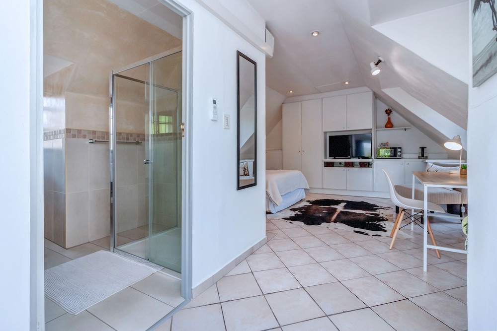 Premium Double Room photo 2