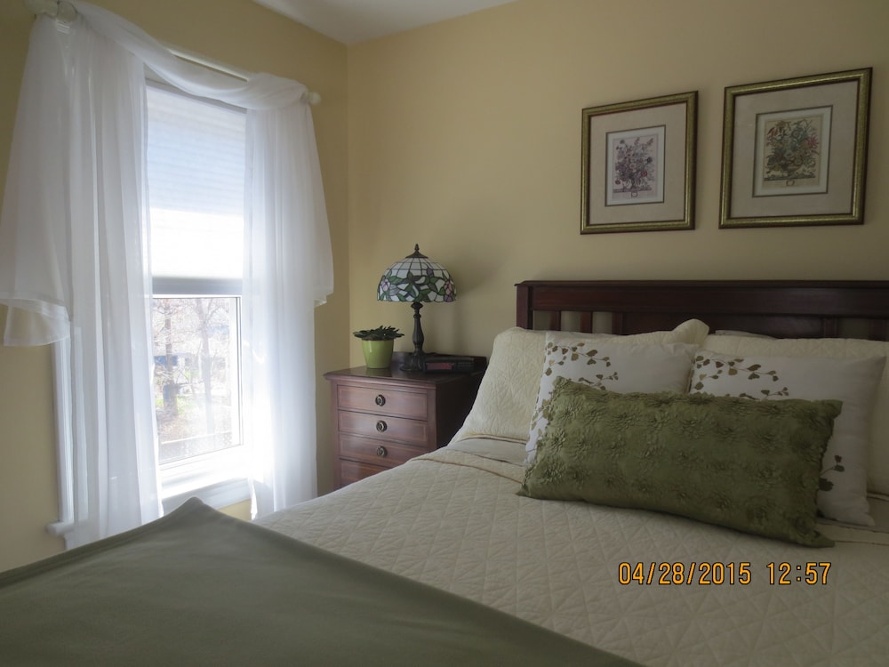 Traditional Double Room, 1 Double Bed, Canal View