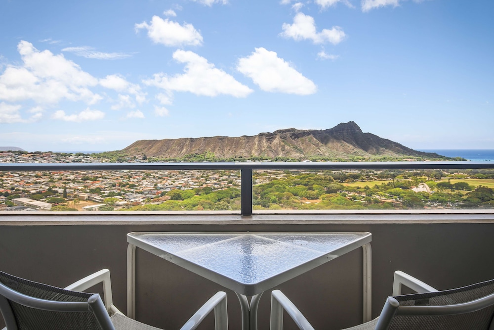 Suite, 2 Bedrooms, Ocean View - Photo 9