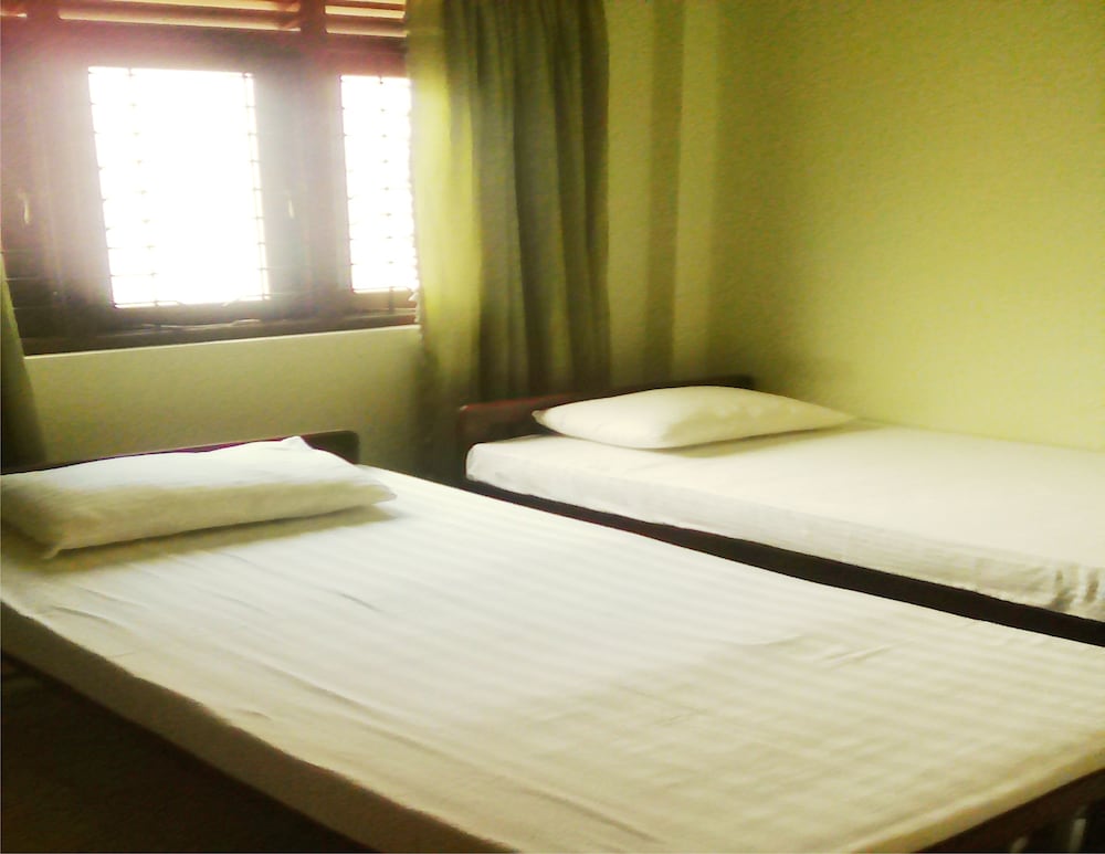 Family House, 2 Bedrooms, Garden View