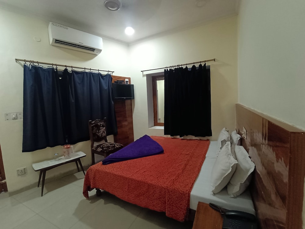 Standard Double Room - Photo 4