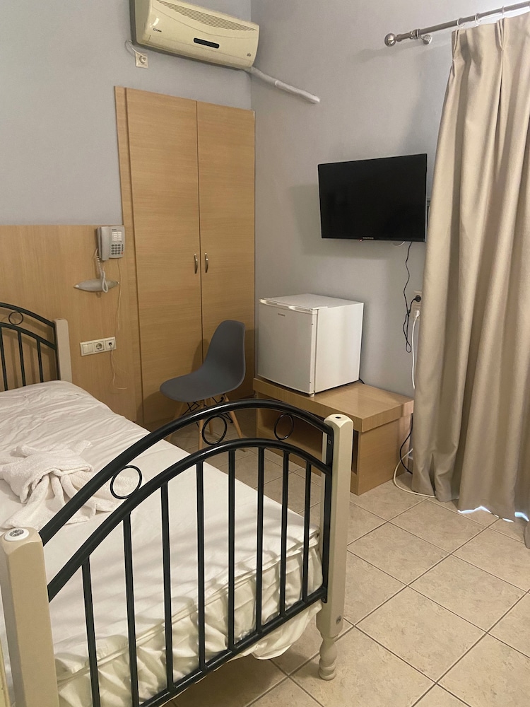 Single Room, Balcony