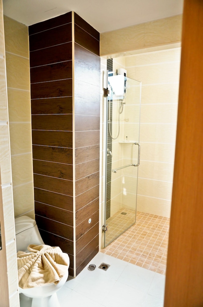 2-Bedroom Apartment Type B photo 2