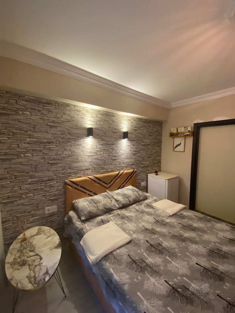 Economy Room photo 3