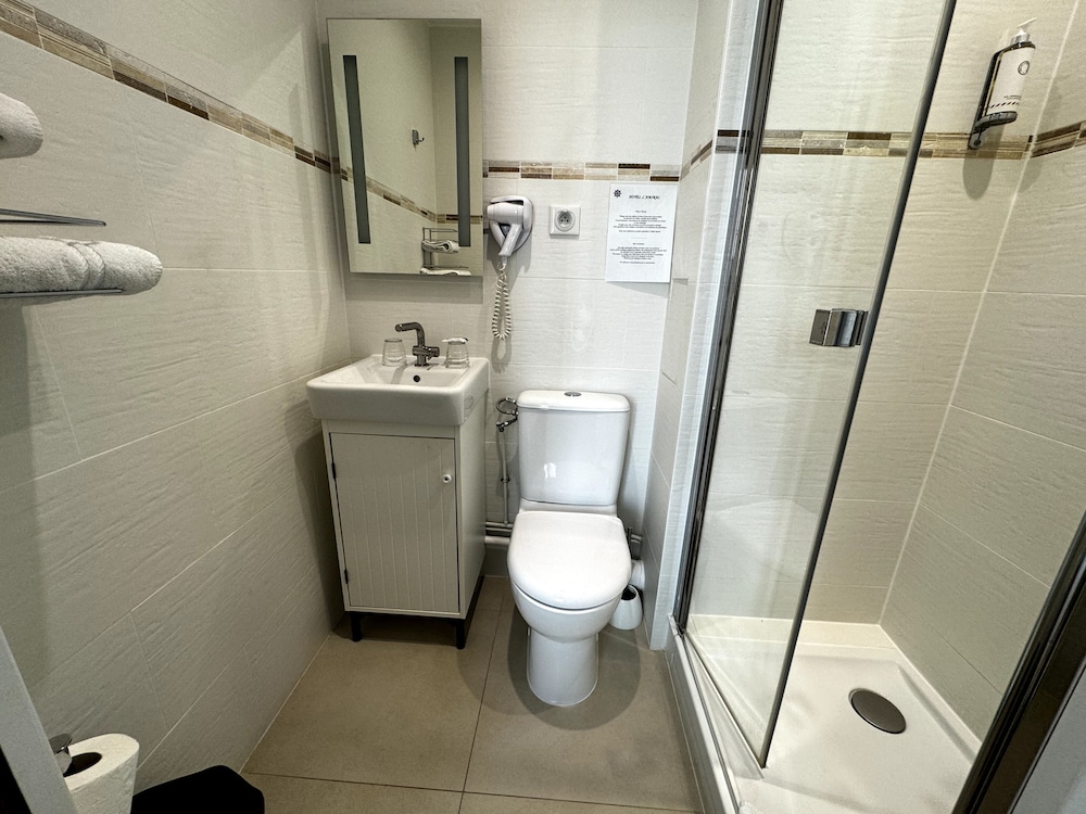 Triple Room 3 persons photo 3