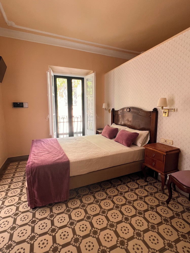 Superior Double Room, Terrace, City View photo 3