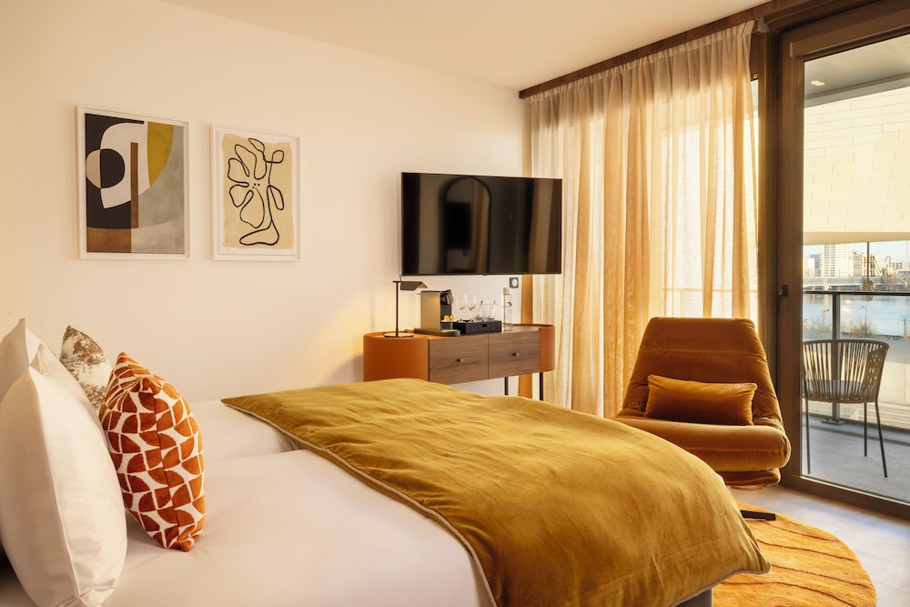 Classic Room with Balcony