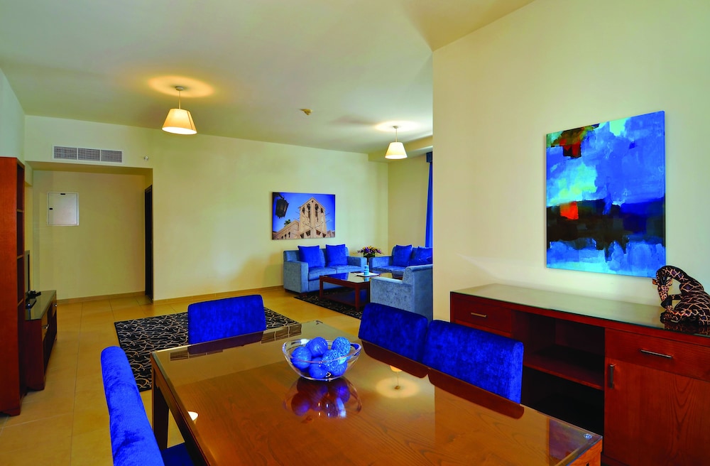 2 Bedroom Apartment - Photo 5