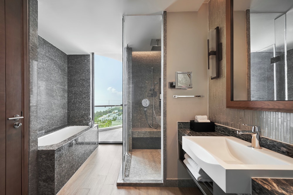 Room, 3 Bedrooms, Ocean View (Residence) thumbnail 6