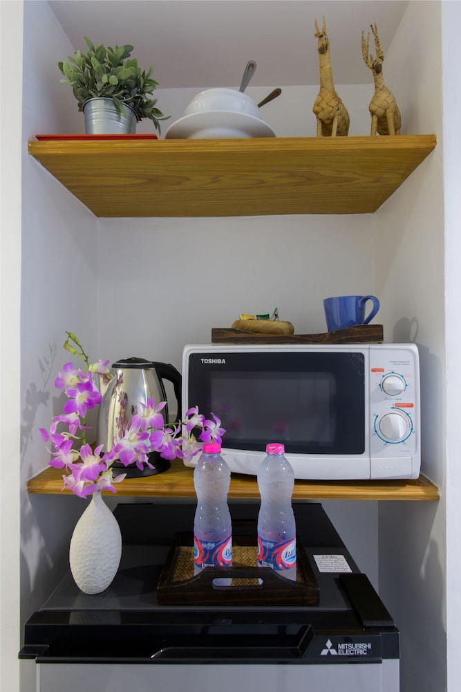 Triple Bed Studio (Low Floor) (Non Smoking) photo 3