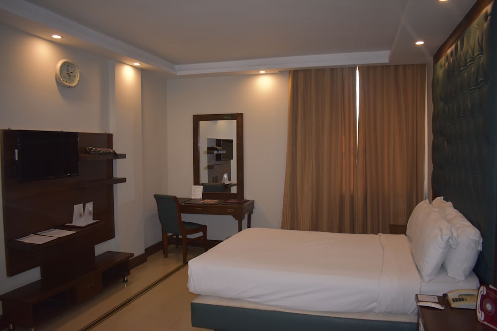 Executive Room photo 1
