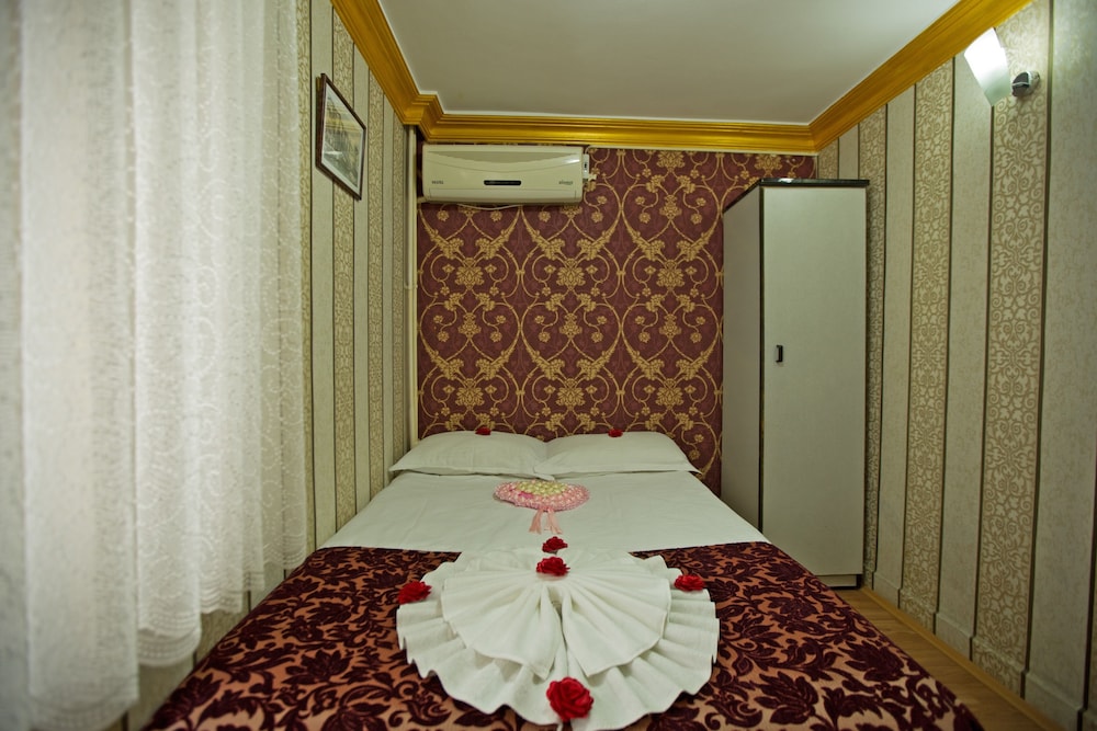 Economy Double Room photo 3