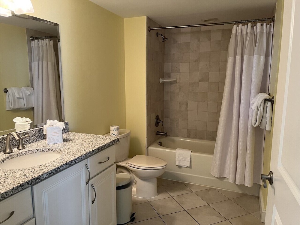Miramar Condominiums, Bilde 3
