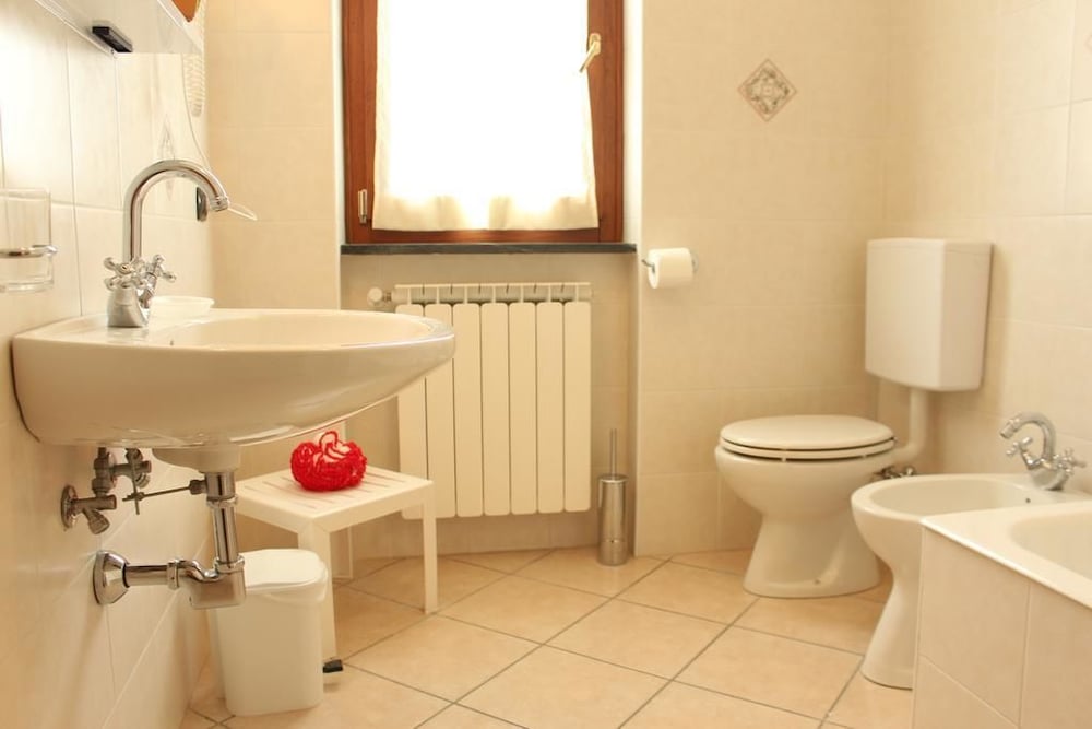 Double Room, Private Bathroom photo 2