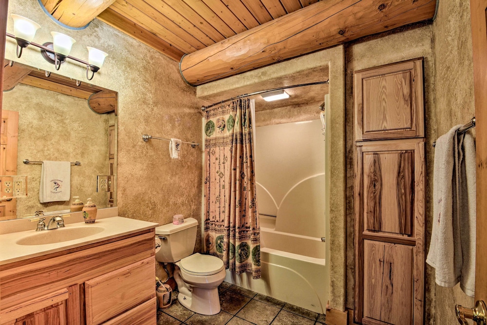 House (Multiple Bedrooms) photo 2