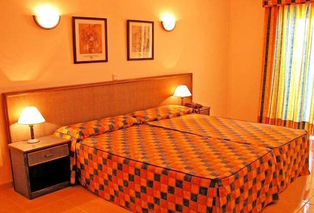 Apartment, 1 Bedroom, Balcony (Twin beds)