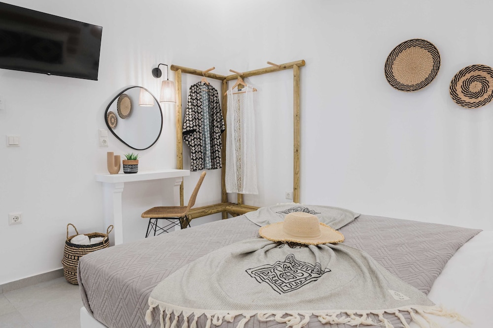 Luxury Studio Suite, Balcony, Sea View photo 3