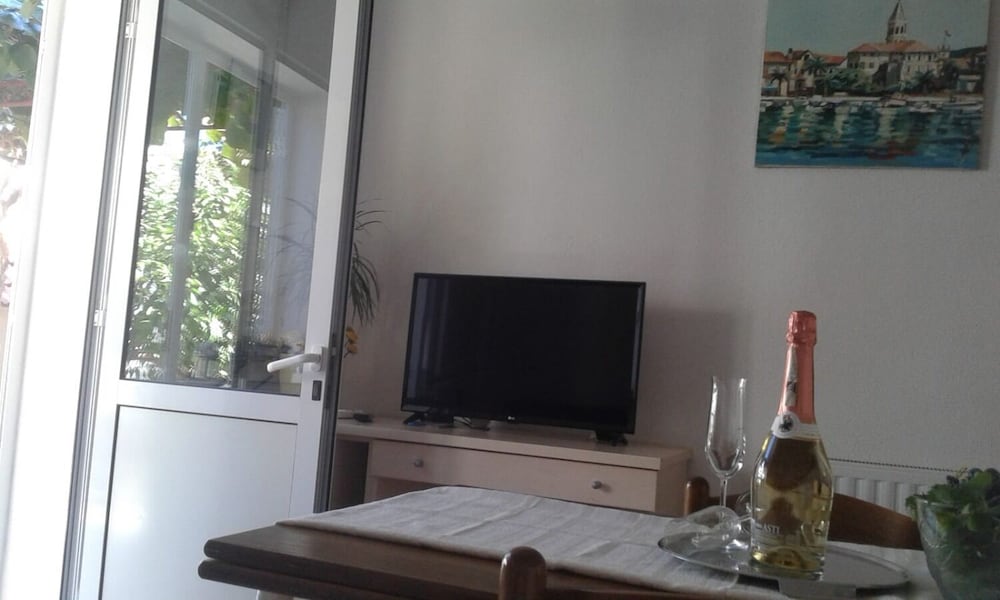 Apartment (Marija - 70m from sea - A2(3))