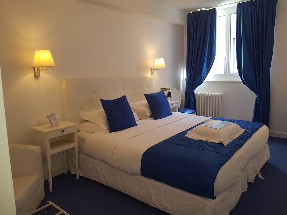 Triple Room - Photo 1