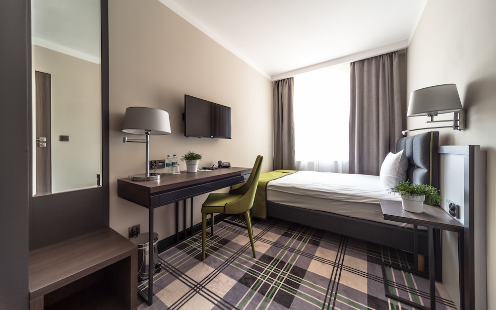Basic Single Room