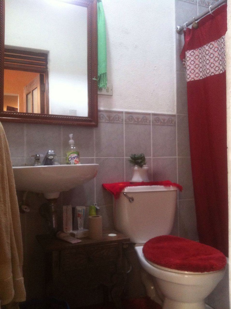 Classic Quadruple Room, 2 Double Beds, Non Smoking, Shared Bathroom photo 3