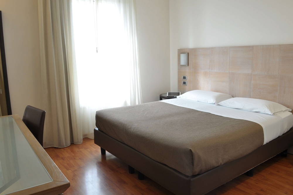 Classic Room - Photo 3
