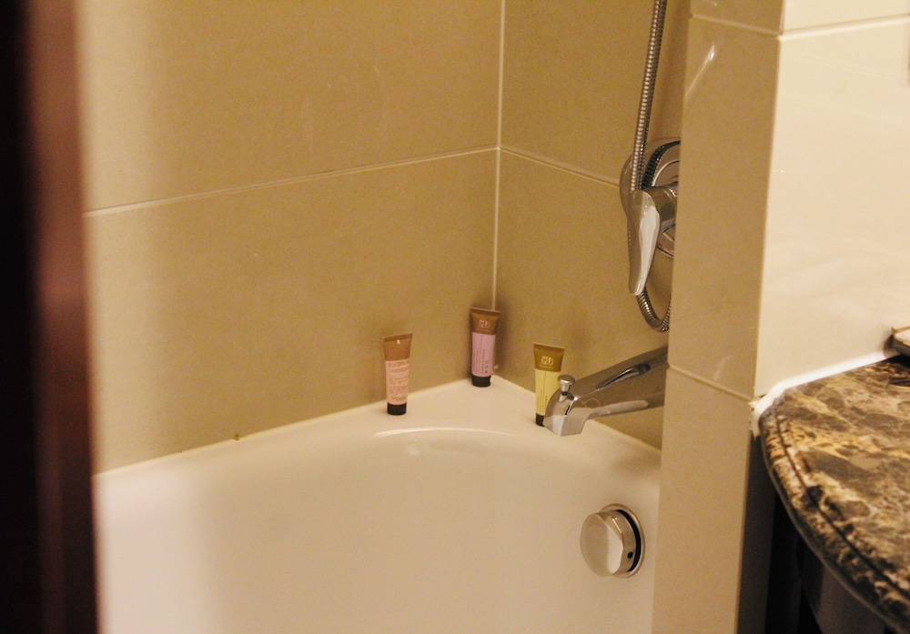Business Twin Room - Photo 4