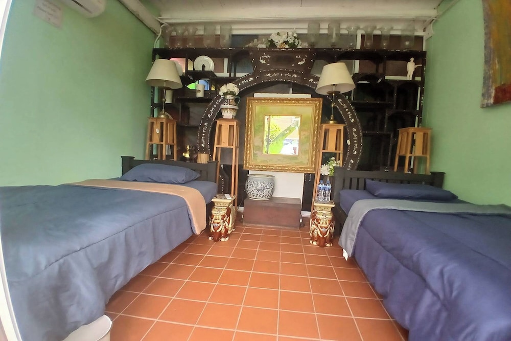 Twin Room, Shared Bathroom, Ground Floor photo 1