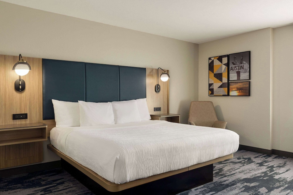 Executive Room, 1 King Bed, Non Smoking - Photo 4