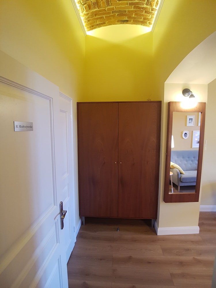 Deluxe Apartment photo 2