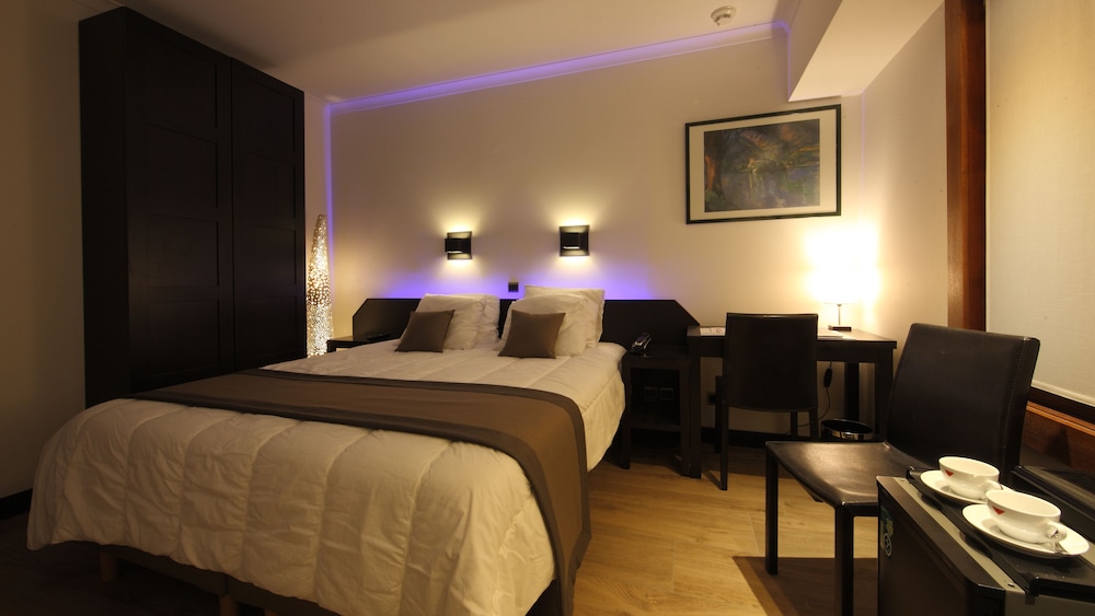 Economy Double Room, Forest Side photo 2