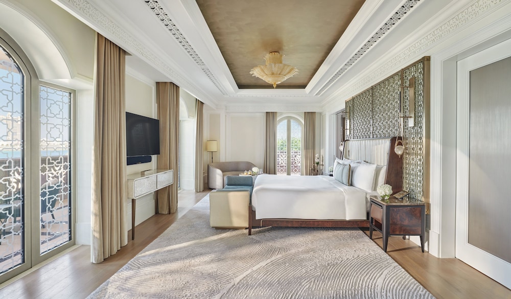 Deluxe Suite, Beachfront — photo 4