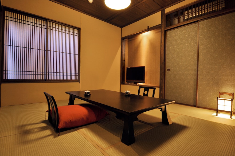 Japanese Style Superior Room with Private Bath (Kutsurogi no ma),Private Bath 30mins,Dinner Crab photo 3