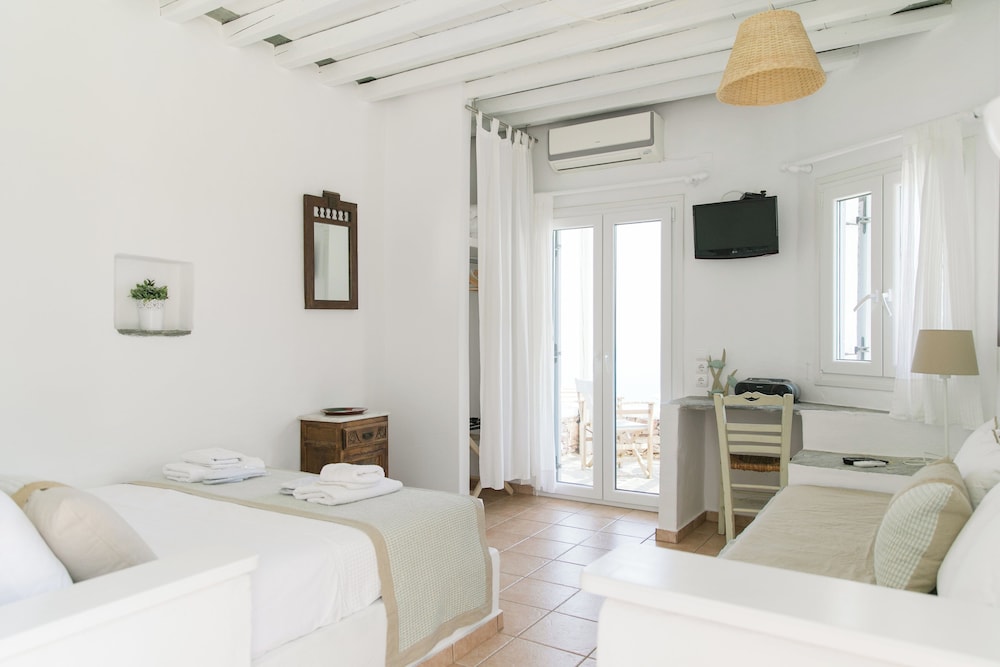 Superior studio with sea view