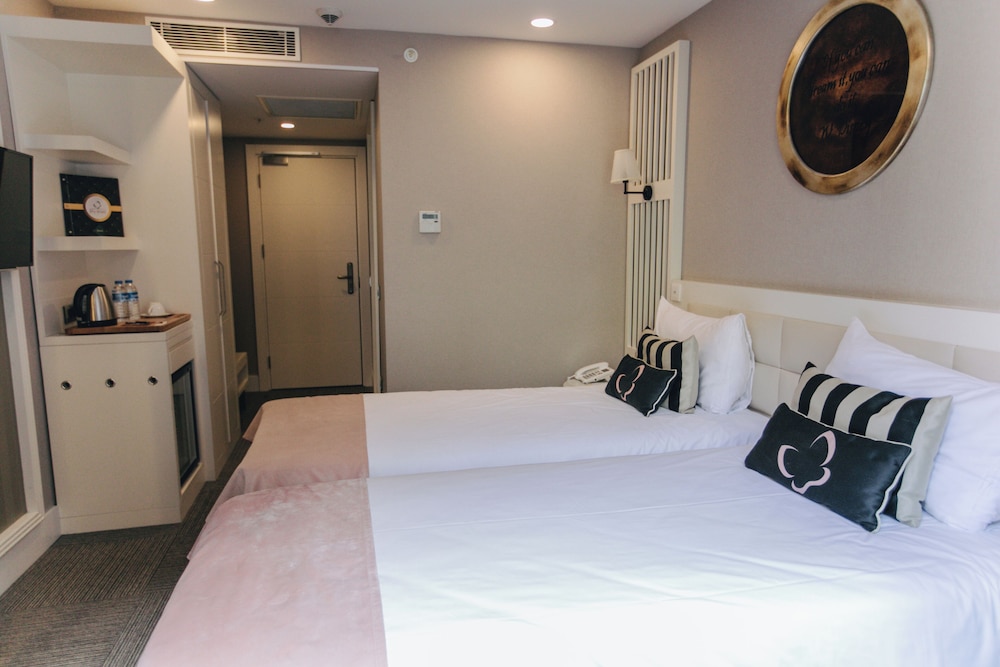 Comfort Twin Room photo 3