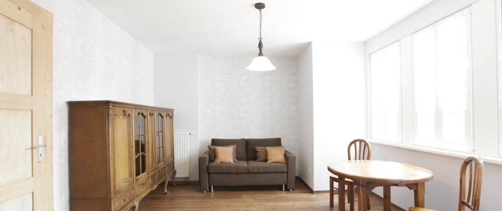 Family Room, 3 Bedrooms photo 2
