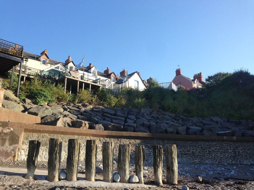 Cottage photo 1