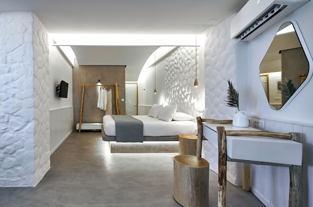 Aisio Suite, Private Heated Pool, Sea View