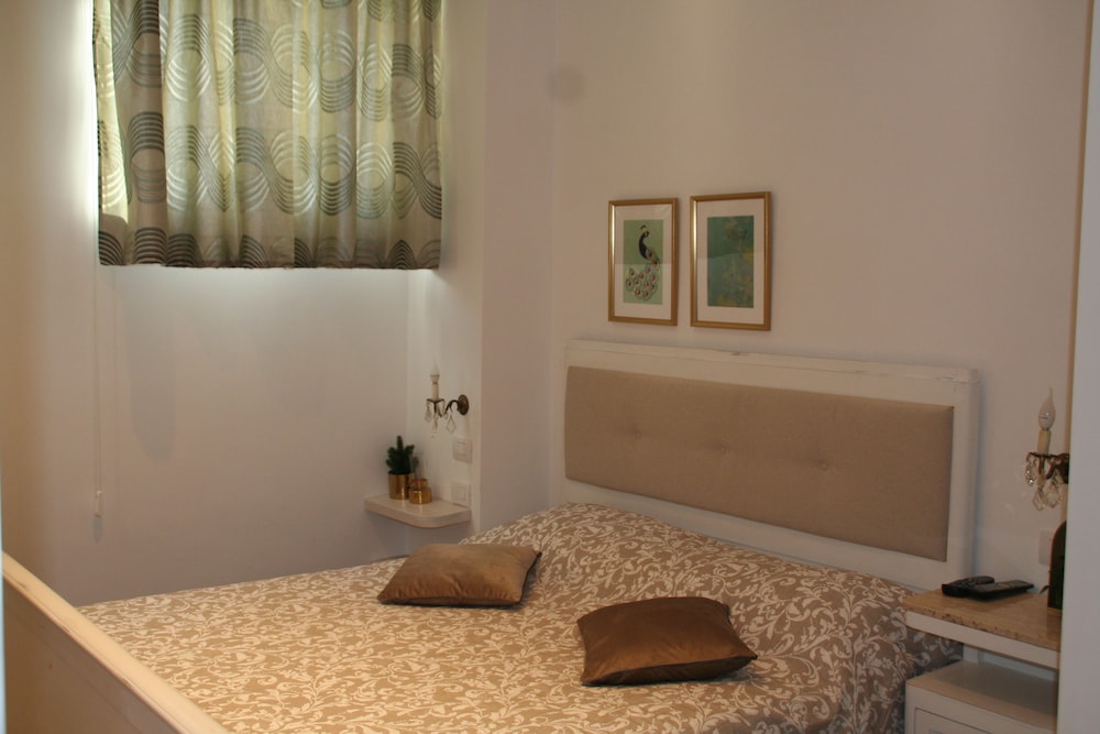Basic Room photo 3