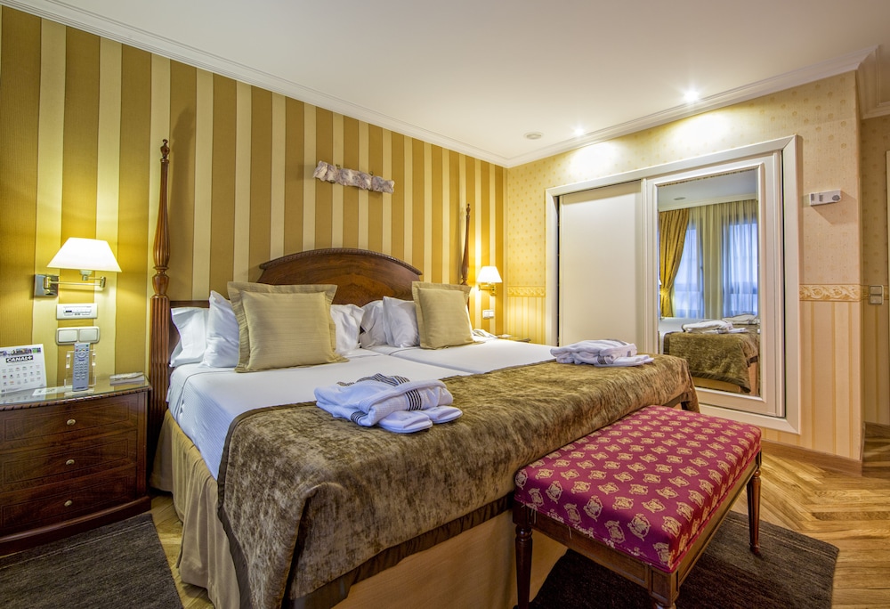 Junior Suite - Photo 9