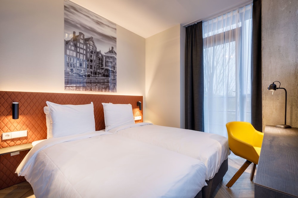 Standard Double or Twin Room photo 2