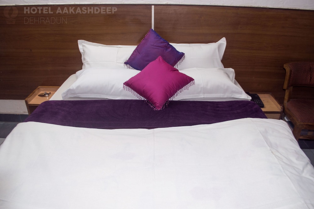 Single Room (Air Conditioned)