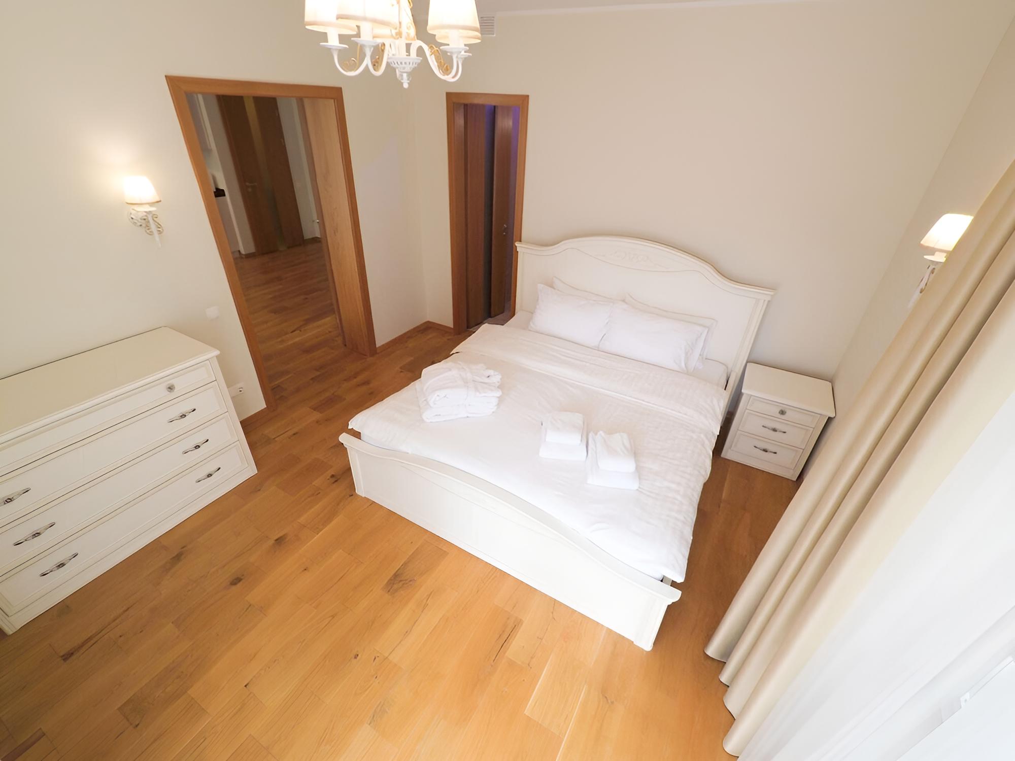 Large Luxury Apartment, 1 Bedroom photo 1