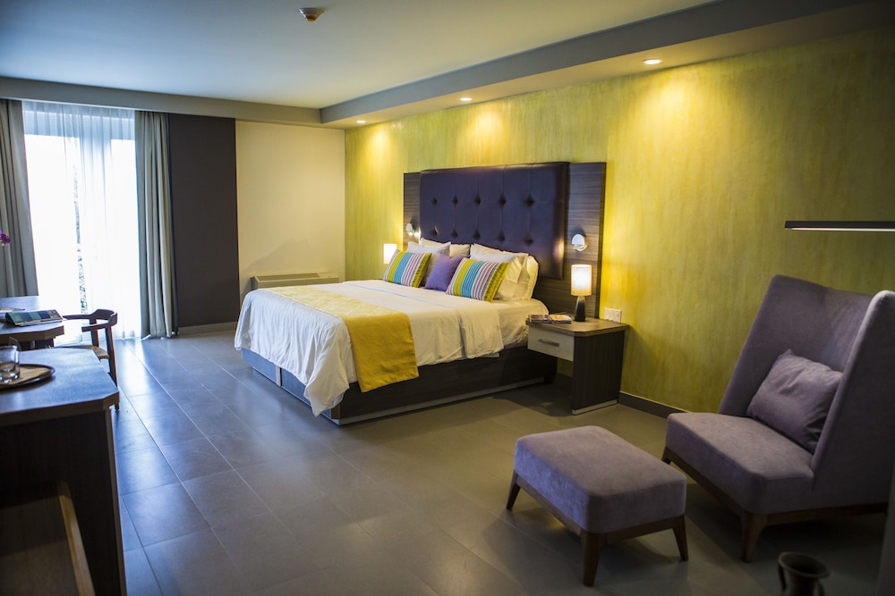 Junior Suite, 1 King Bed