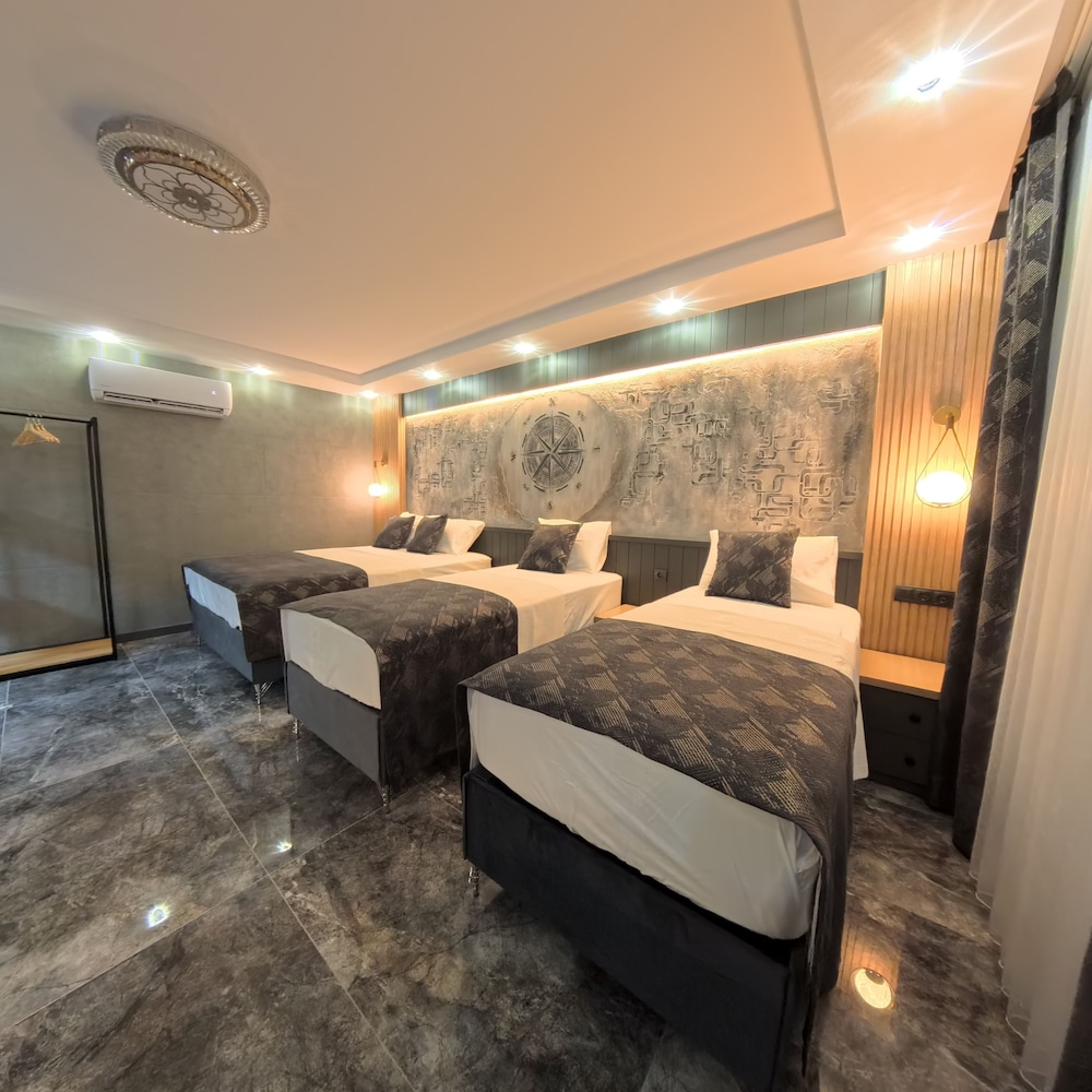 Deluxe Apartment, Balcony, Mountain View