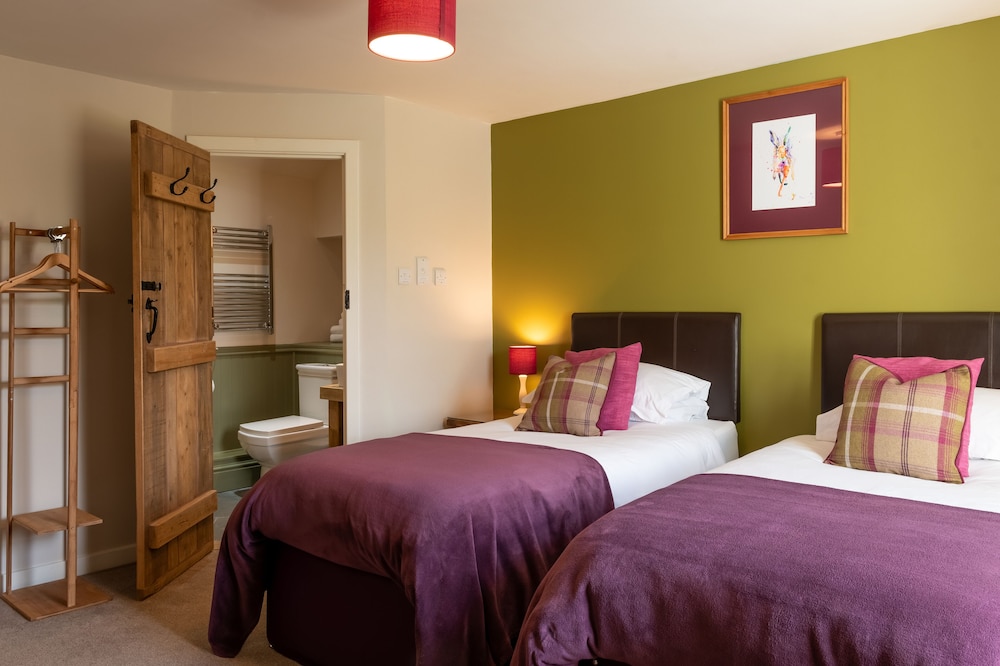 Double or Twin Room photo 3