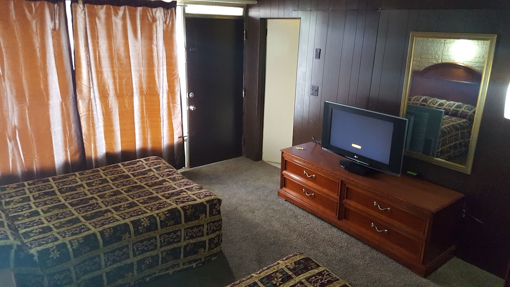 Standard Room, 2 Double Beds photo 1